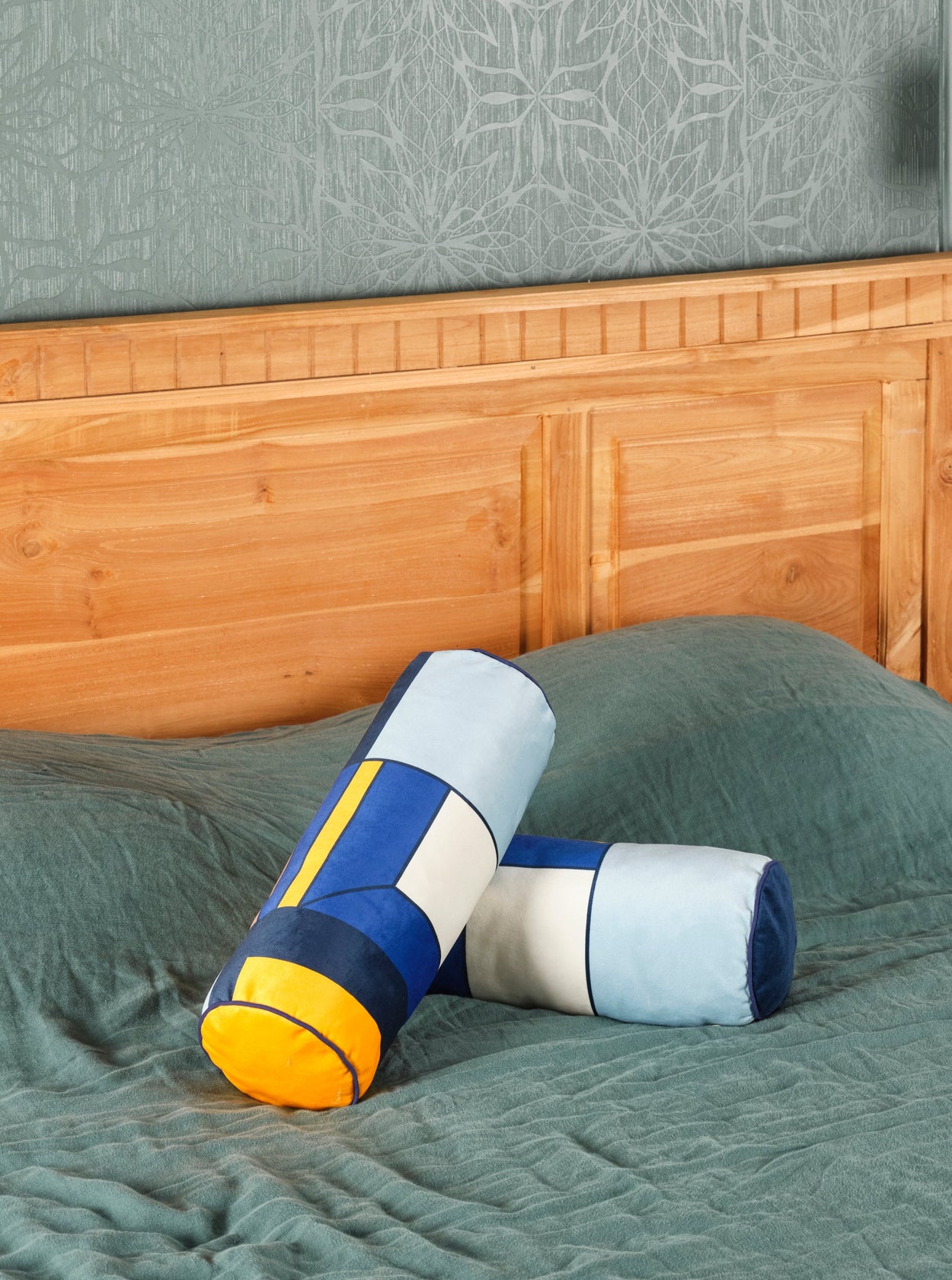 Bolster cushion Urbaine yellow and blue