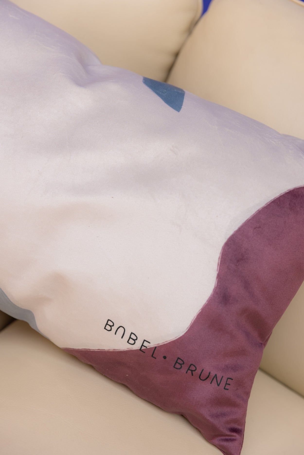 Cushion Ulysse S